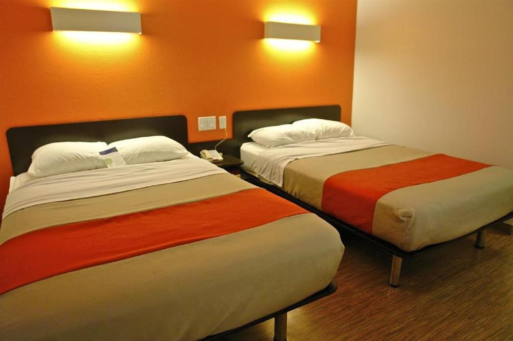 Econo Lodge Idaho Falls Szoba fotó