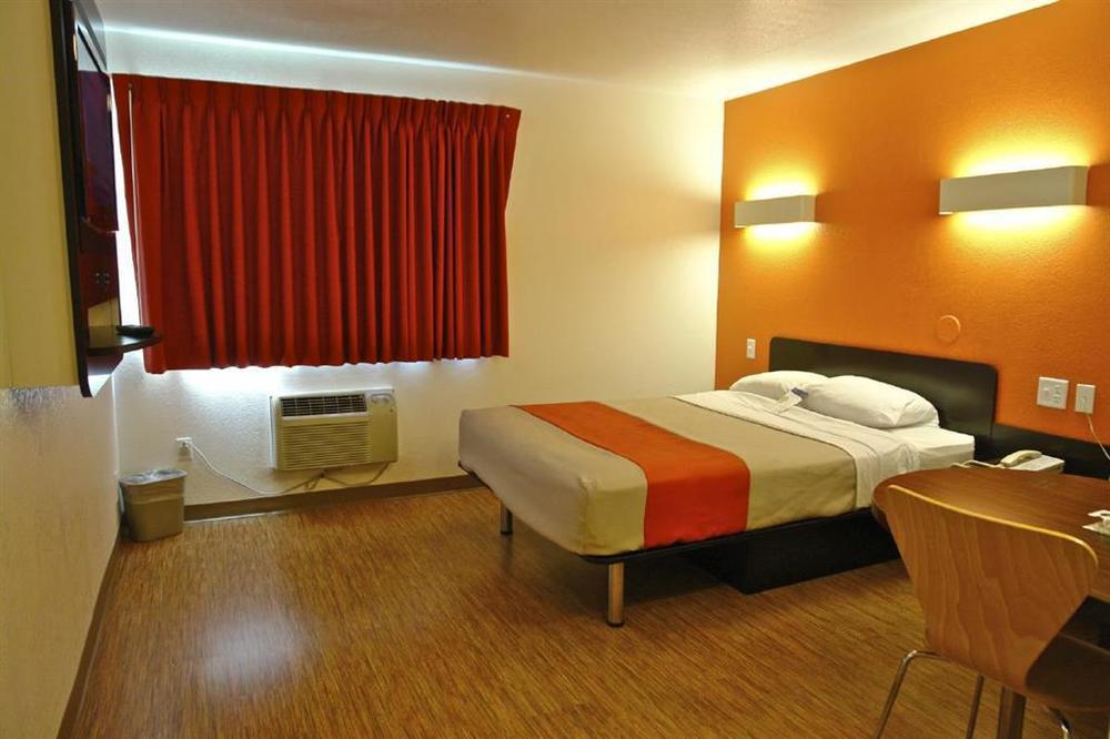 Econo Lodge Idaho Falls Szoba fotó